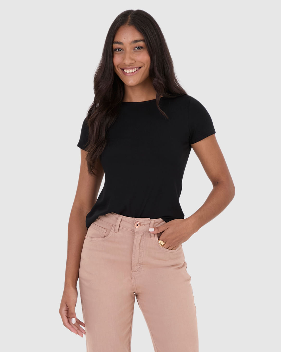 Blusa Básica Feminina Decote Redondo Em Viscose Stretch