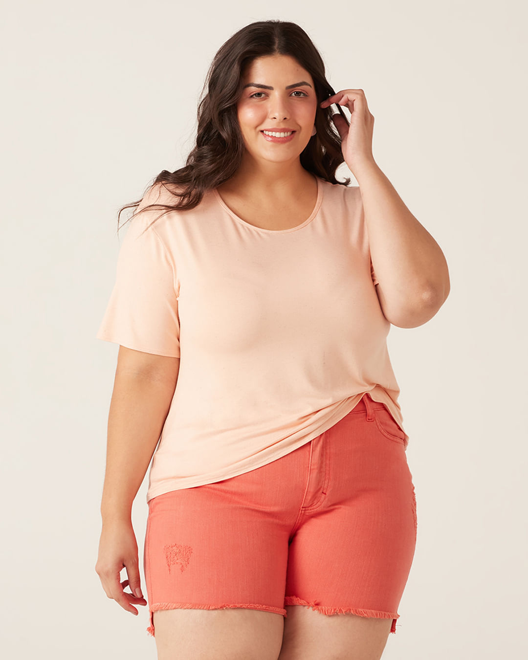 Blusa Básica Feminina Plus Size Decote Redondo Em Viscolinho Stretch
